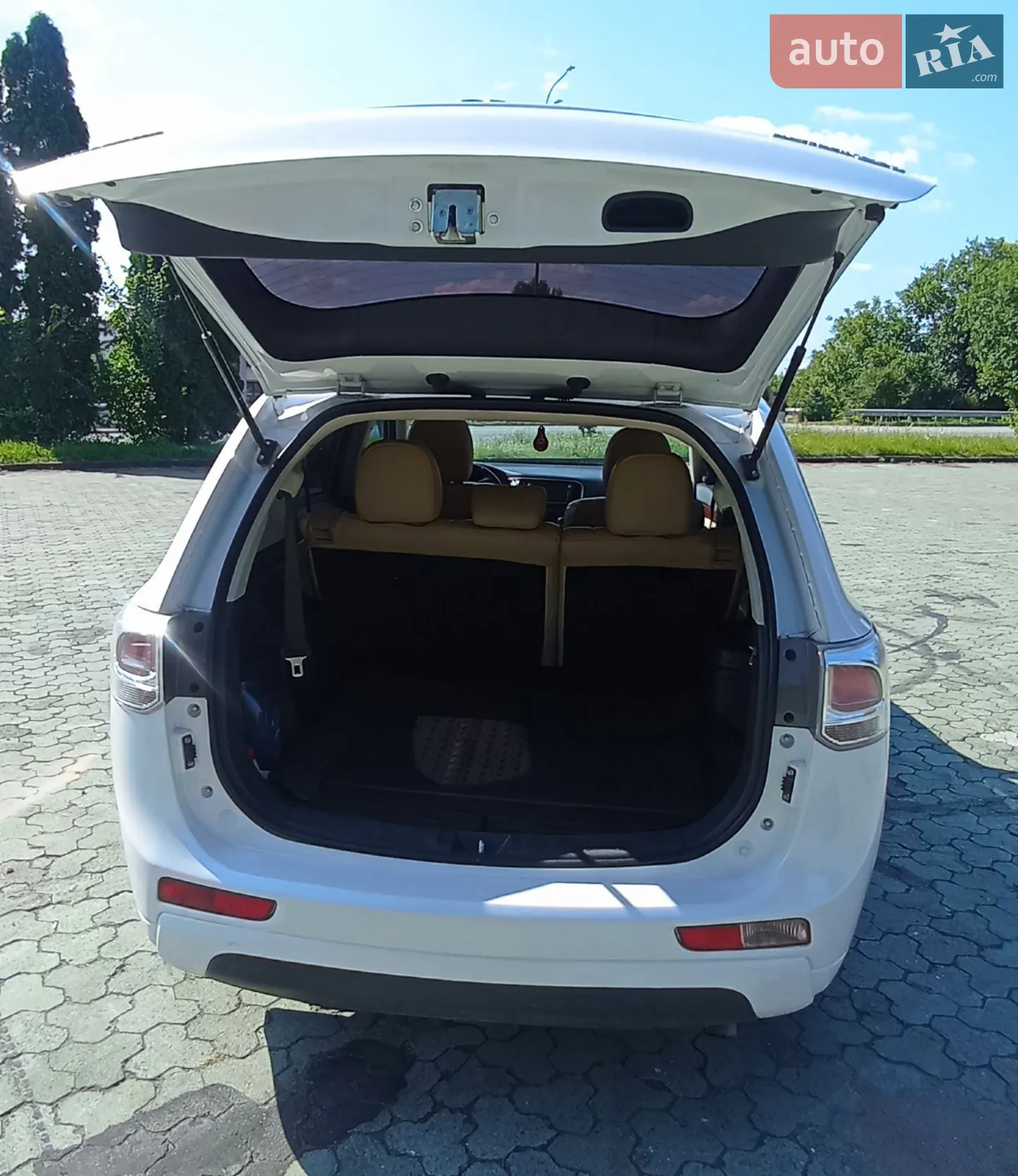 2013 Mitsubishi Outlander - мініатюра 4