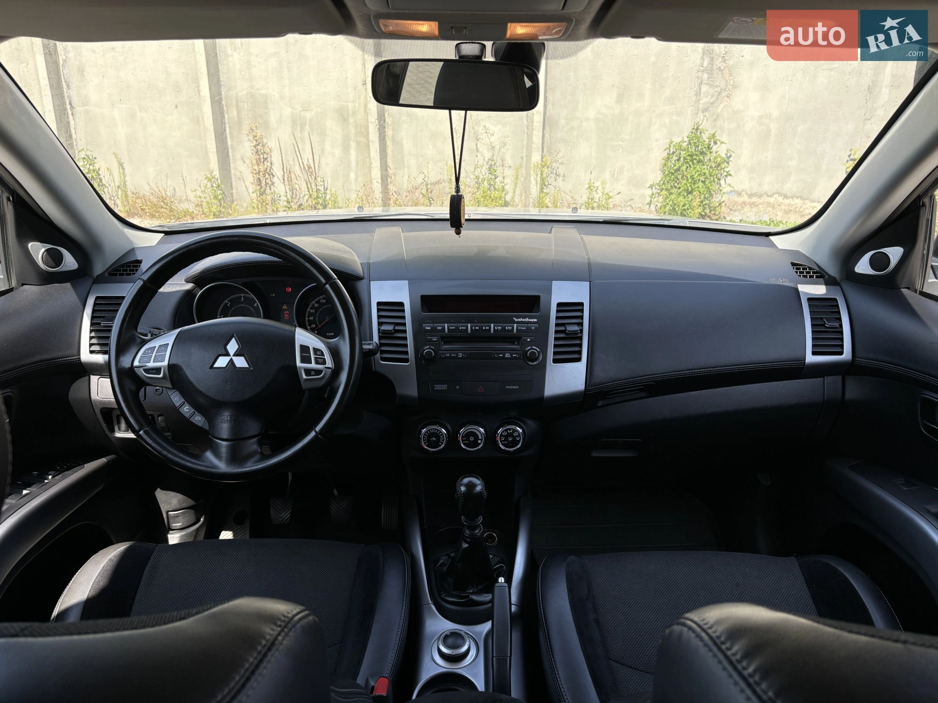 2010 Mitsubishi Outlander - мініатюра 7