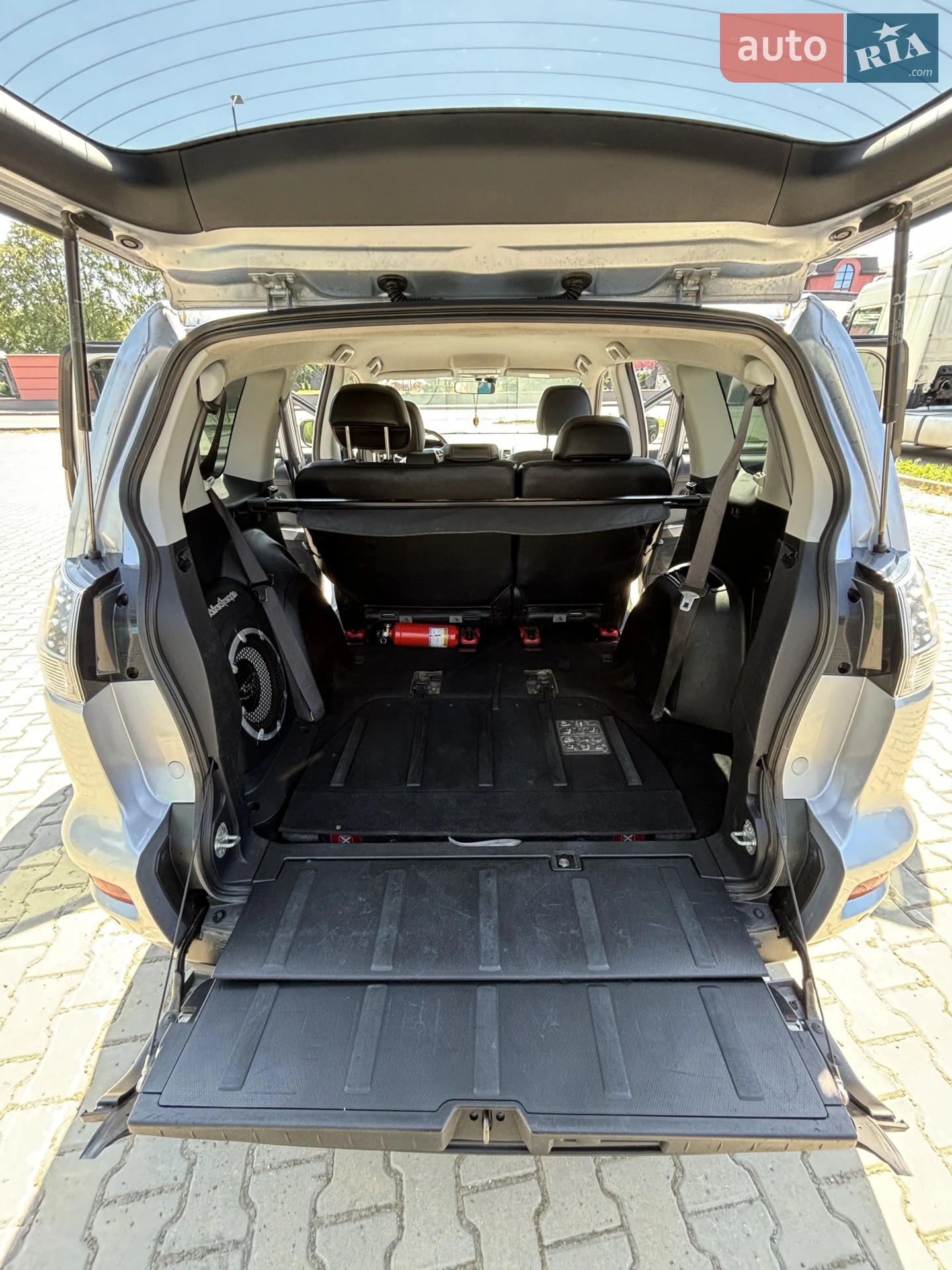 2010 Mitsubishi Outlander - мініатюра 12