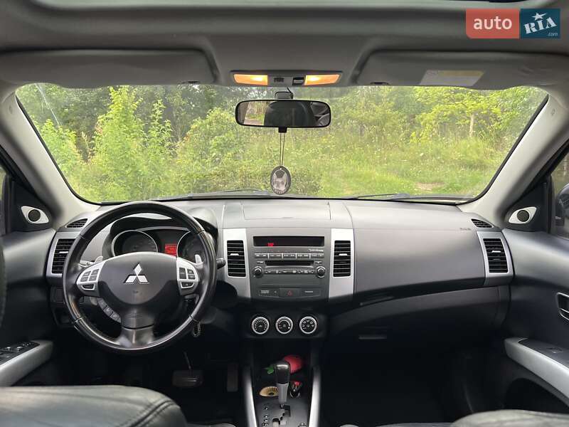 Внедорожник / Кроссовер Mitsubishi Outlander 2007 в Полтаве