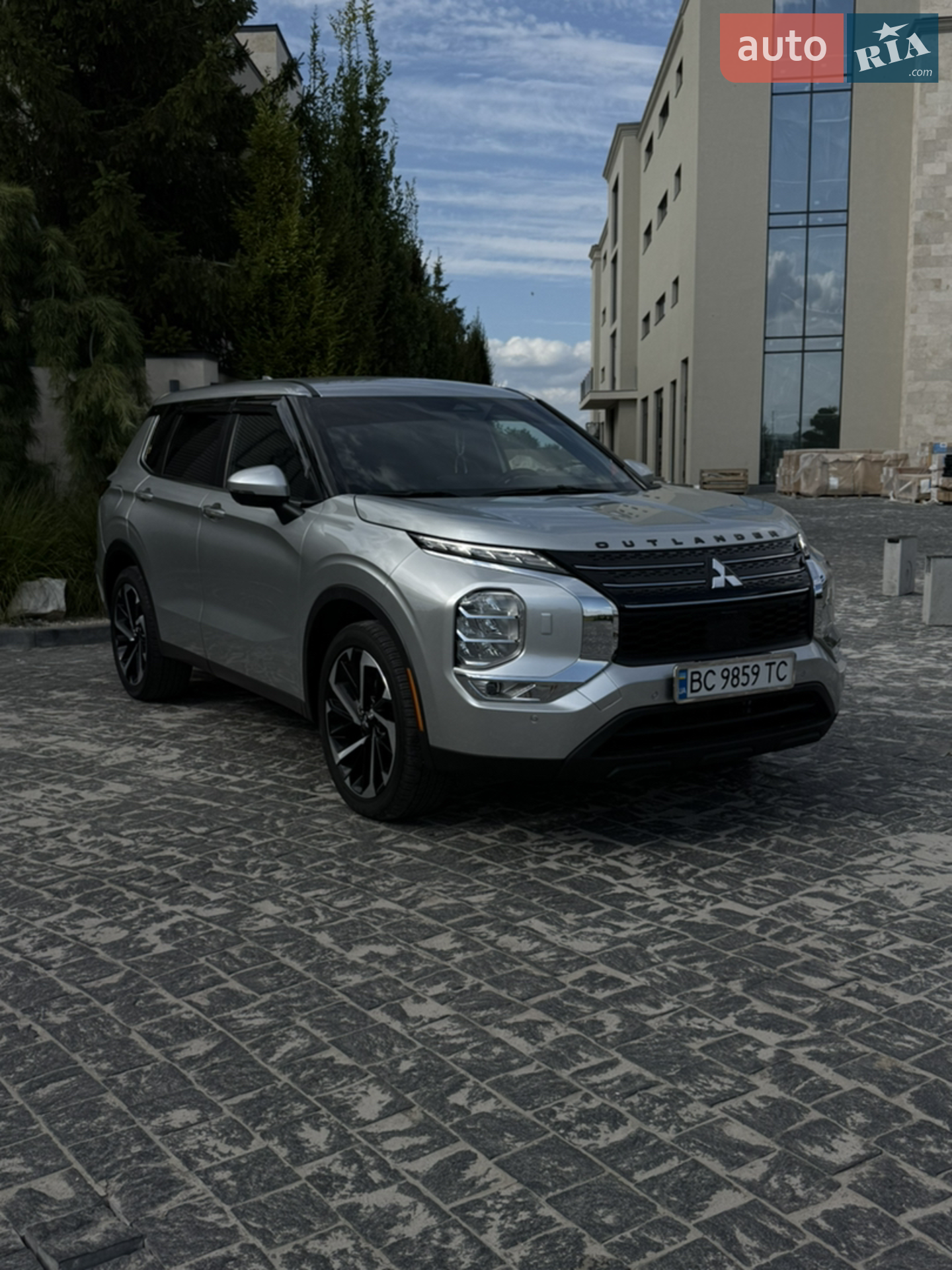 2022 Mitsubishi Outlander - мініатюра 3