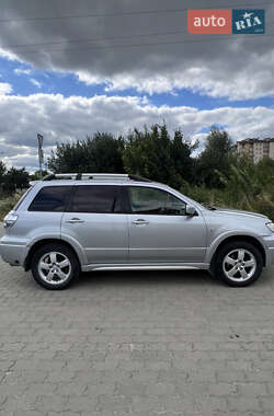 Внедорожник / Кроссовер Mitsubishi Outlander 2007 в 
