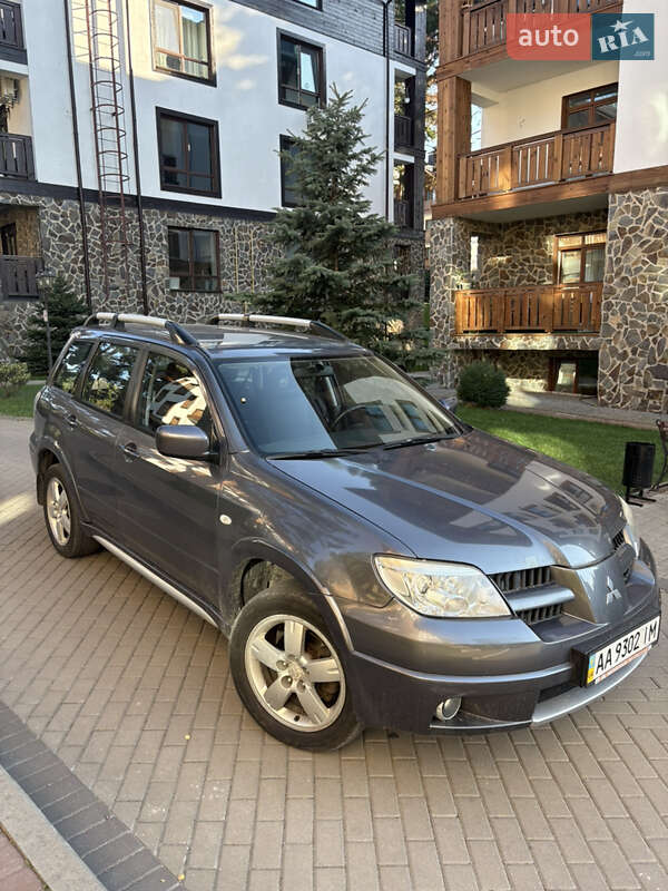 Mitsubishi Outlander 2009