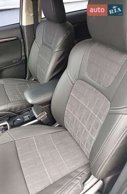 Позашляховик / Кросовер Mitsubishi Outlander 2021 в Житомирі