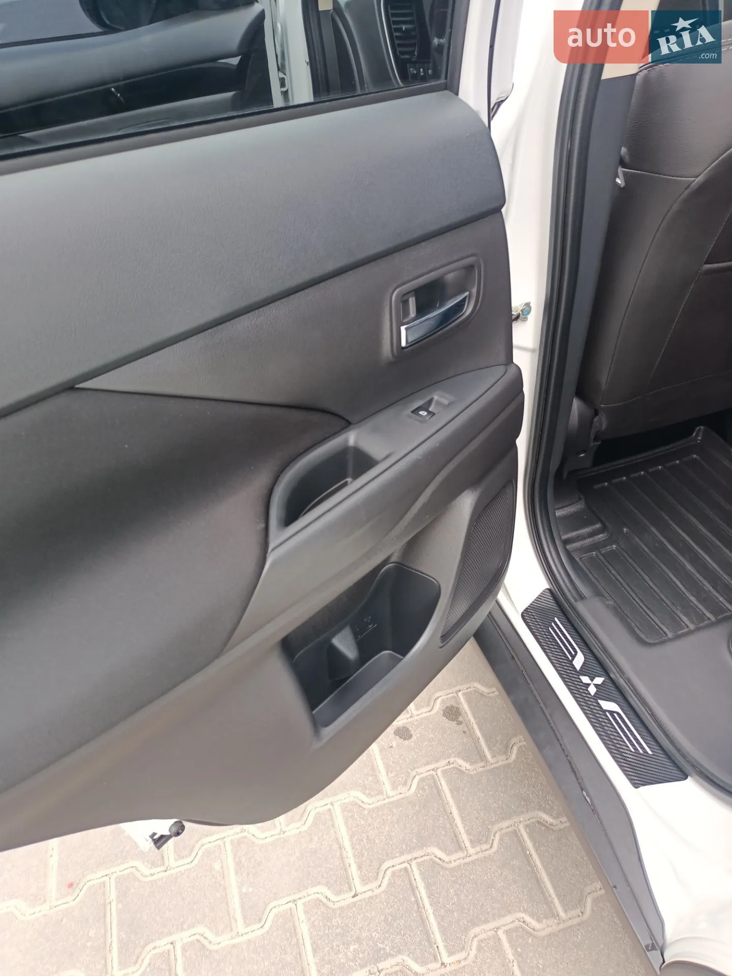 2021 Mitsubishi Outlander - мініатюра 20