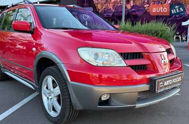 Внедорожник / Кроссовер Mitsubishi Outlander 2006 в 