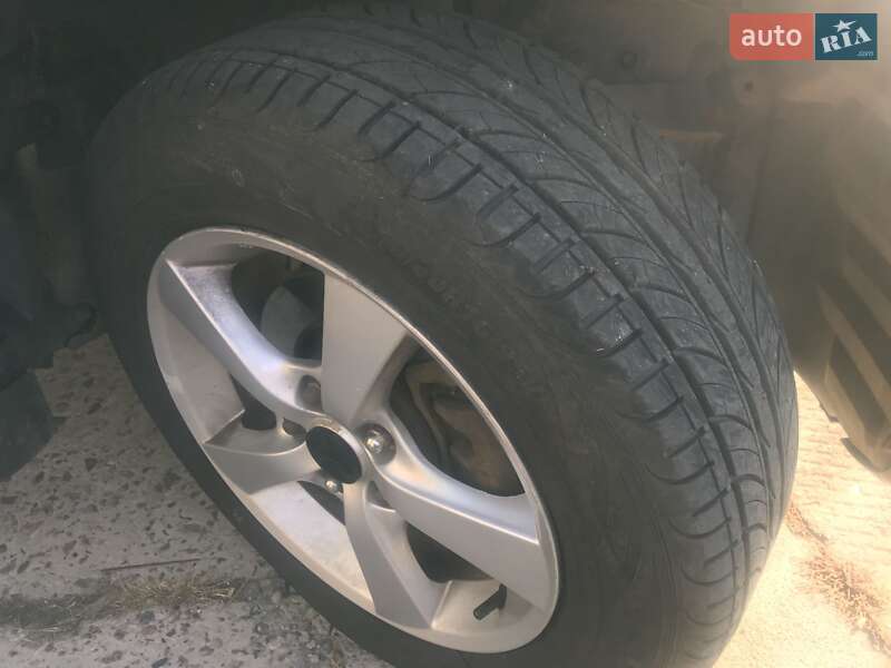 Позашляховик / Кросовер Mitsubishi Outlander 2008 в Золотоноші