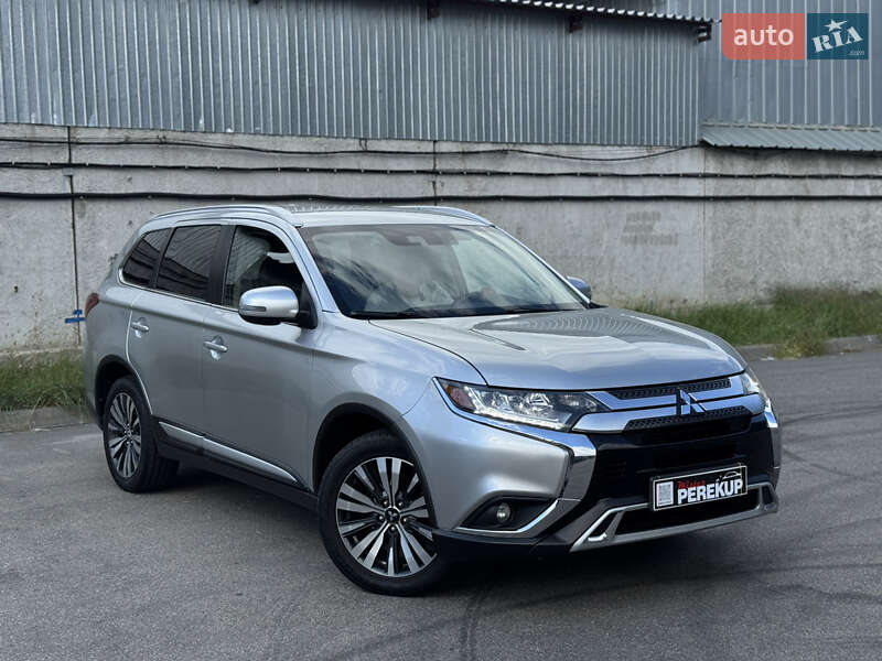 Mitsubishi Outlander 2019