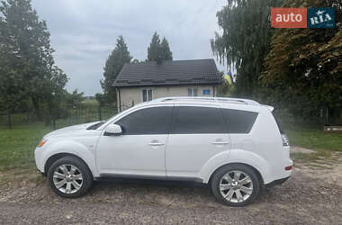 Внедорожник / Кроссовер Mitsubishi Outlander 2007 в Нововолынске