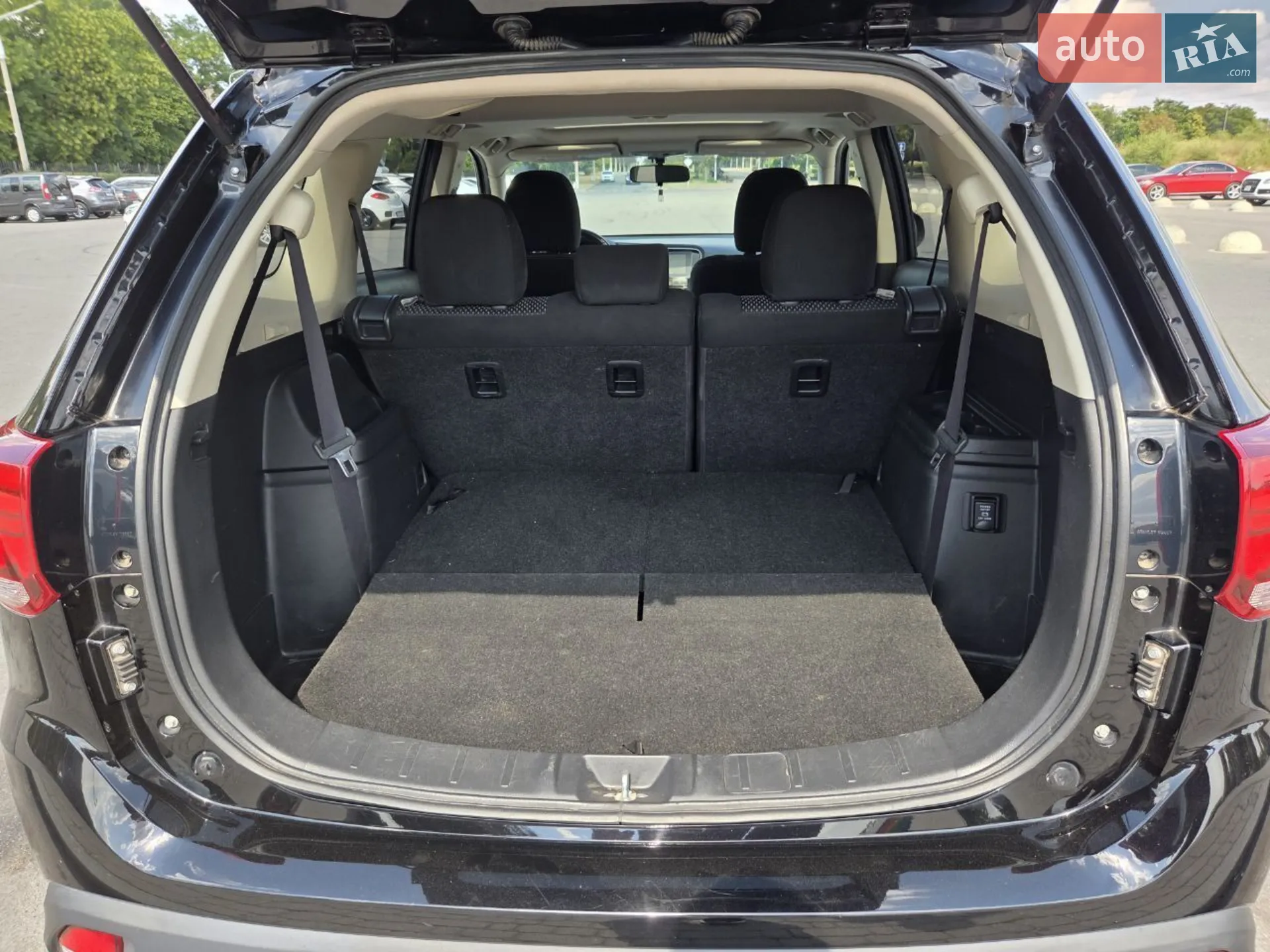 2017 Mitsubishi Outlander - мініатюра 17