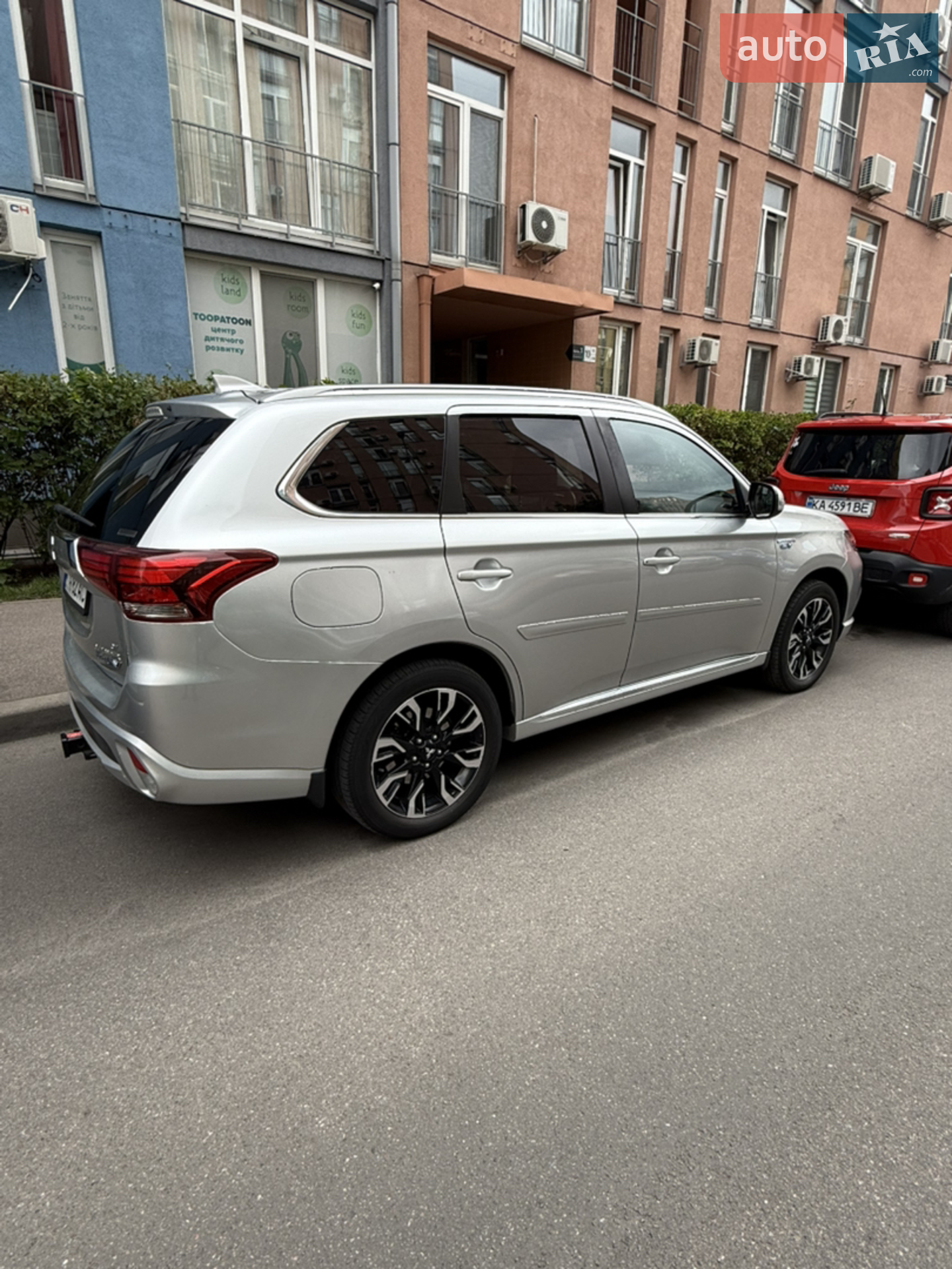2018 Mitsubishi Outlander - мініатюра 9