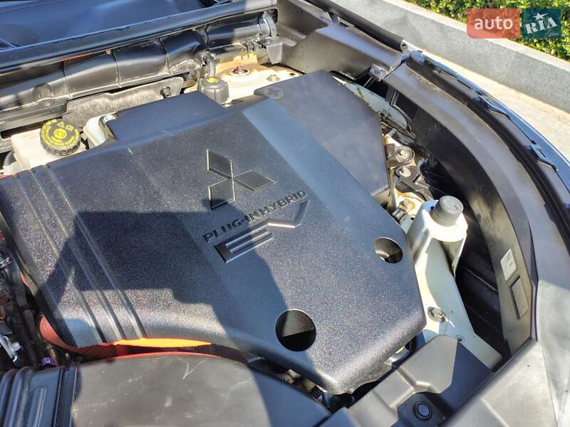 Позашляховик / Кросовер Mitsubishi Outlander 2022 в Дніпрі