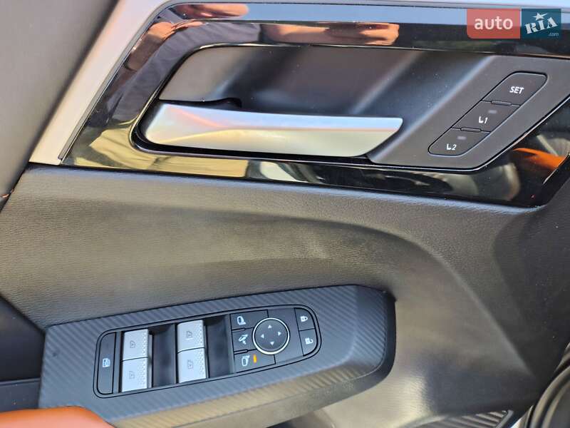 Позашляховик / Кросовер Mitsubishi Outlander 2022 в Дніпрі