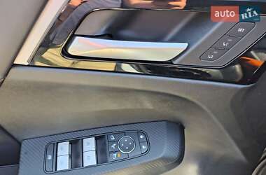 Внедорожник / Кроссовер Mitsubishi Outlander 2022 в 