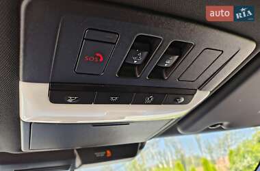 Внедорожник / Кроссовер Mitsubishi Outlander 2022 в 