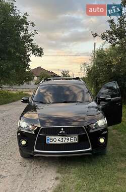 Позашляховик / Кросовер Mitsubishi Outlander 2009 в Бучачі