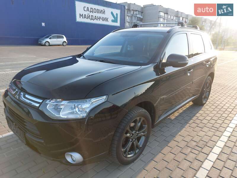 Позашляховик / Кросовер Mitsubishi Outlander 2012 в Нетішині