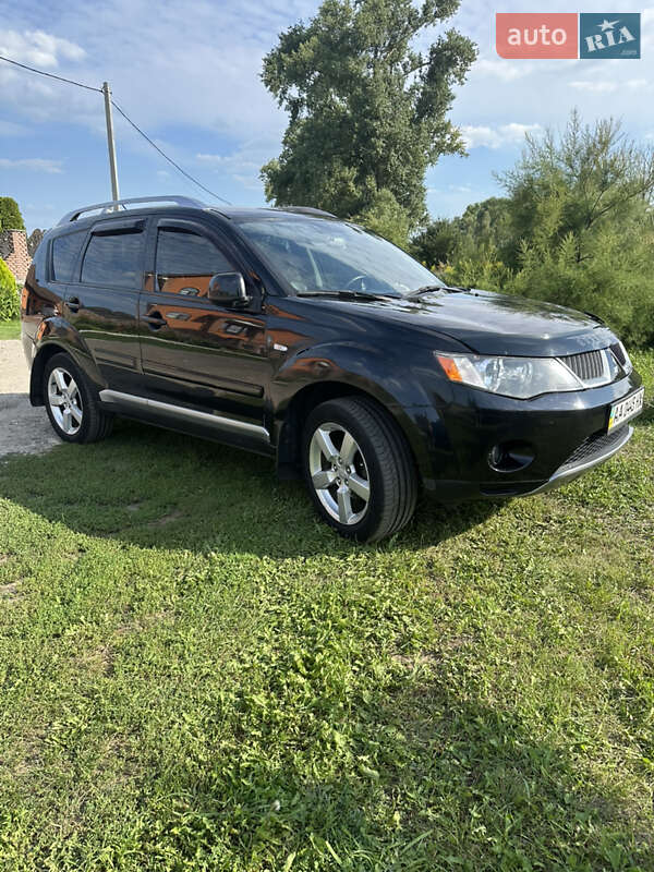 Mitsubishi Outlander 2008