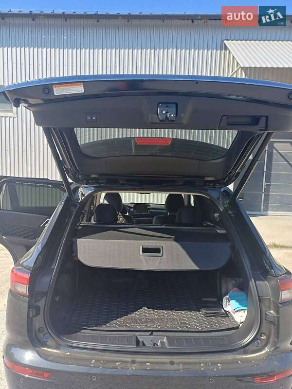 Позашляховик / Кросовер Mitsubishi Outlander 2024 в Тернополі