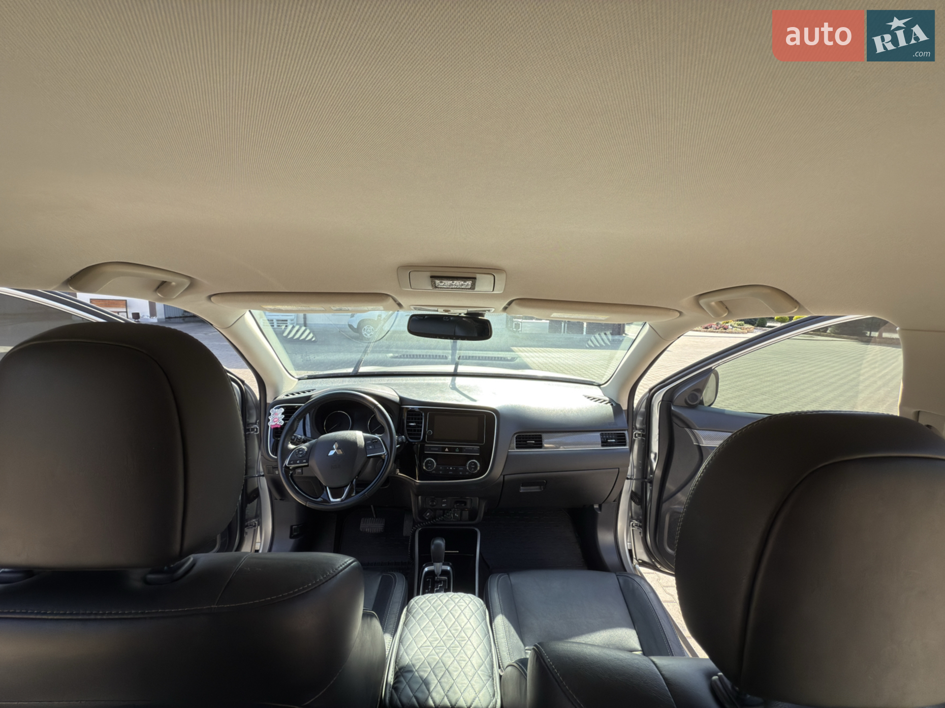 2019 Mitsubishi Outlander - мініатюра 11