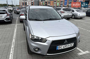Внедорожник / Кроссовер Mitsubishi Outlander 2011 в Львове