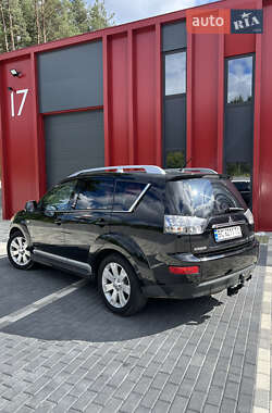 Внедорожник / Кроссовер Mitsubishi Outlander 2009 в Львове