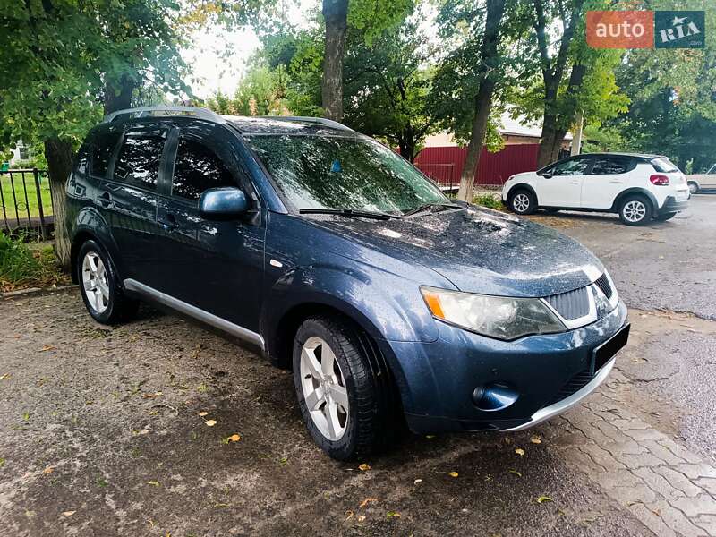 Mitsubishi Outlander 2008