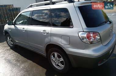 Внедорожник / Кроссовер Mitsubishi Outlander 2003 в 
