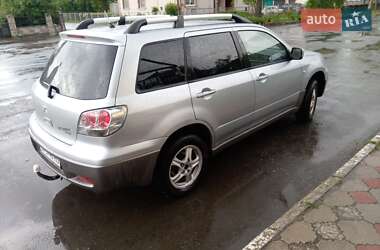 Внедорожник / Кроссовер Mitsubishi Outlander 2003 в Звягеле
