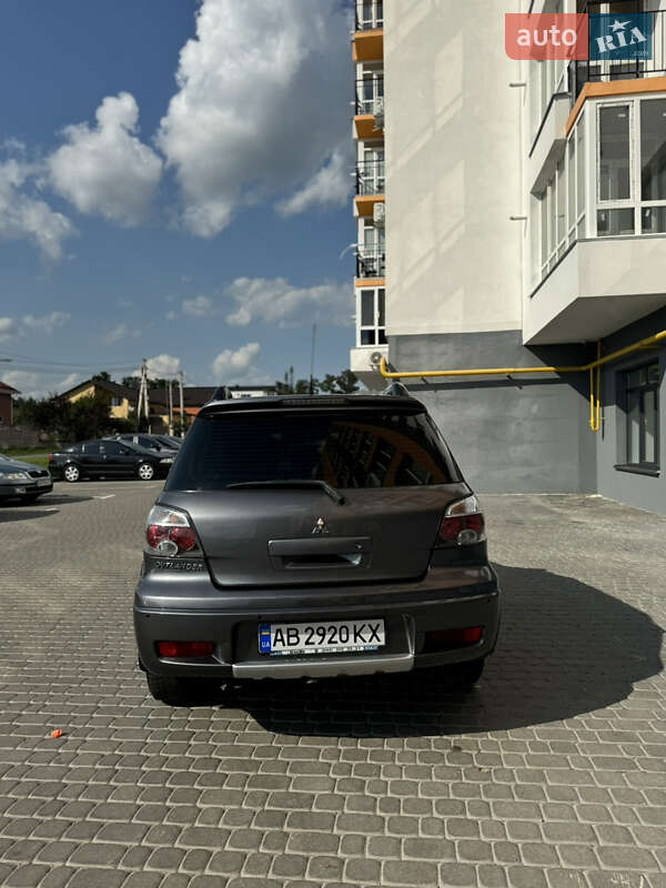 Внедорожник / Кроссовер Mitsubishi Outlander 2006 в Виннице