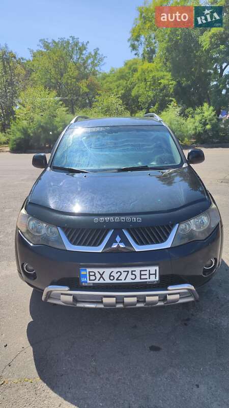 Внедорожник / Кроссовер Mitsubishi Outlander 2008 в Николаеве