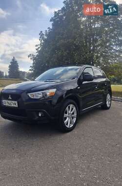 Позашляховик / Кросовер Mitsubishi Outlander 2014 в Лозовій