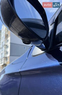 Внедорожник / Кроссовер Mitsubishi Outlander 2021 в 