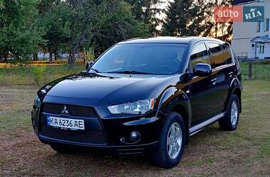 Позашляховик / Кросовер Mitsubishi Outlander 2010 в Сосницях