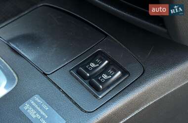 Внедорожник / Кроссовер Mitsubishi Outlander 2006 в 