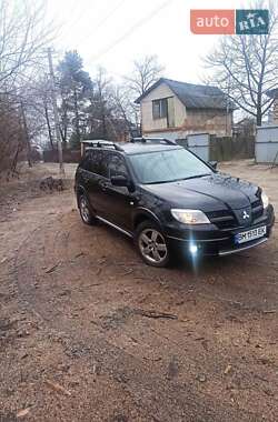 Внедорожник / Кроссовер Mitsubishi Outlander 2007 в 