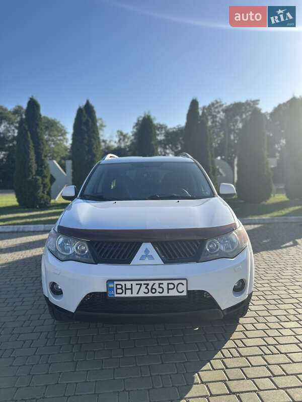 Mitsubishi Outlander 2008