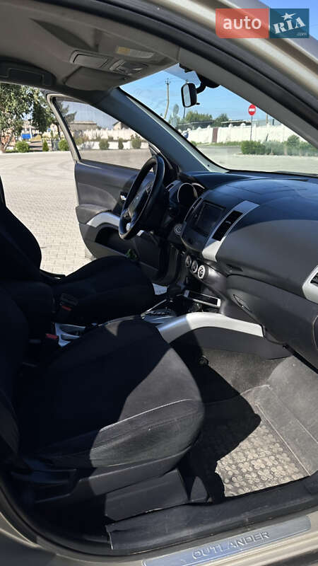 Позашляховик / Кросовер Mitsubishi Outlander 2008 в Вапнярці