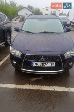 Позашляховик / Кросовер Mitsubishi Outlander 2011 в Луцьку