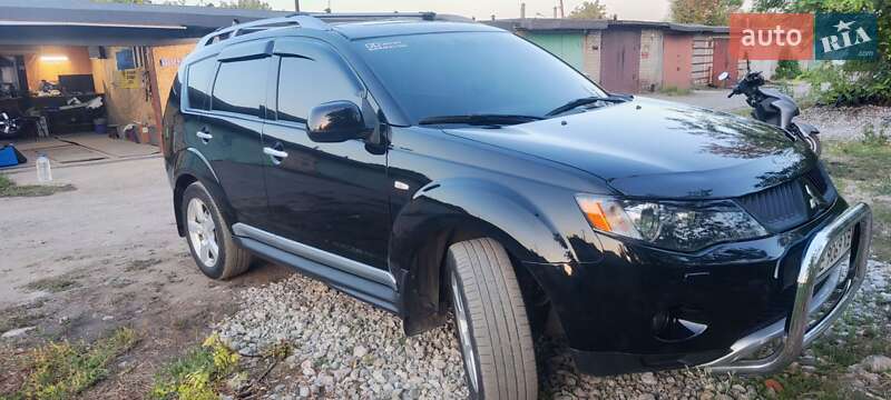 Внедорожник / Кроссовер Mitsubishi Outlander 2009 в Кривом Роге фото 5 Внедорожник / Кроссовер Mitsubishi Outlander 2009 в Кривом Роге