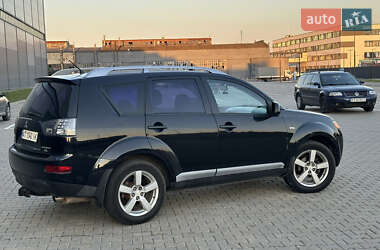 Внедорожник / Кроссовер Mitsubishi Outlander 2008 в 