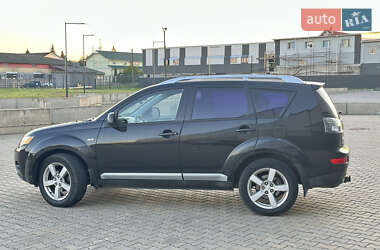 Внедорожник / Кроссовер Mitsubishi Outlander 2008 в 