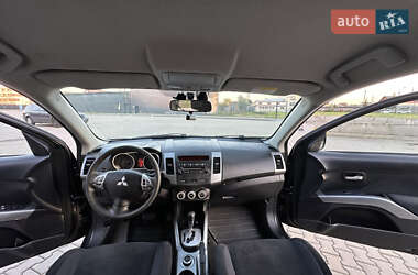 Внедорожник / Кроссовер Mitsubishi Outlander 2008 в 