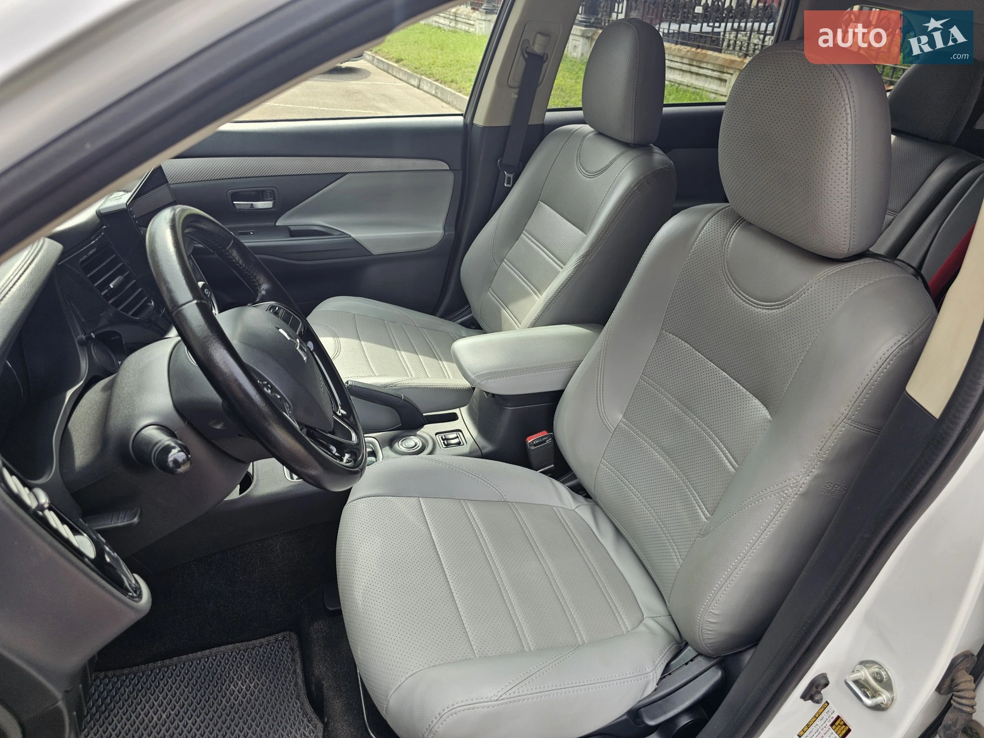 2015 Mitsubishi Outlander - мініатюра 20