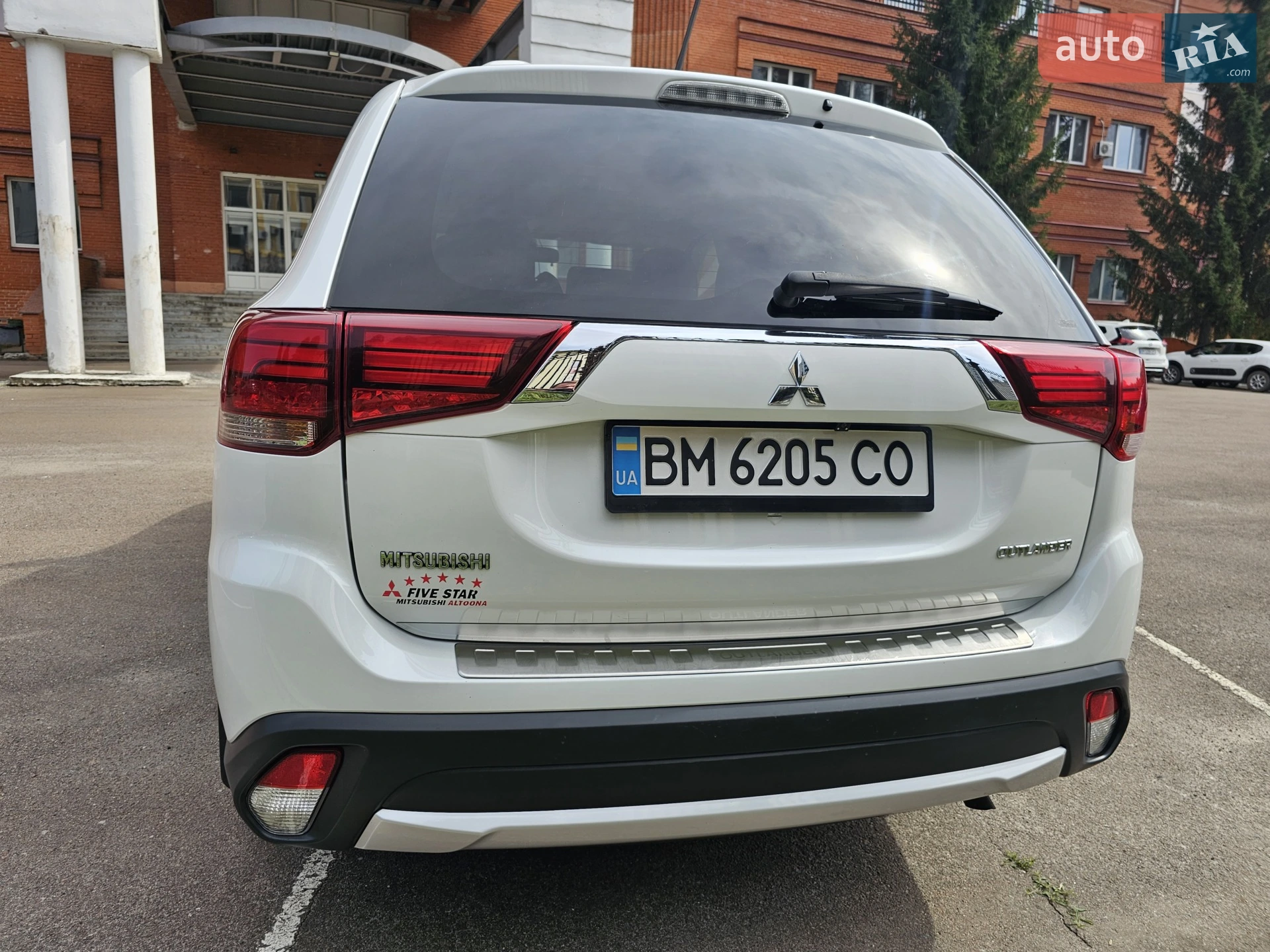 2015 Mitsubishi Outlander - мініатюра 18
