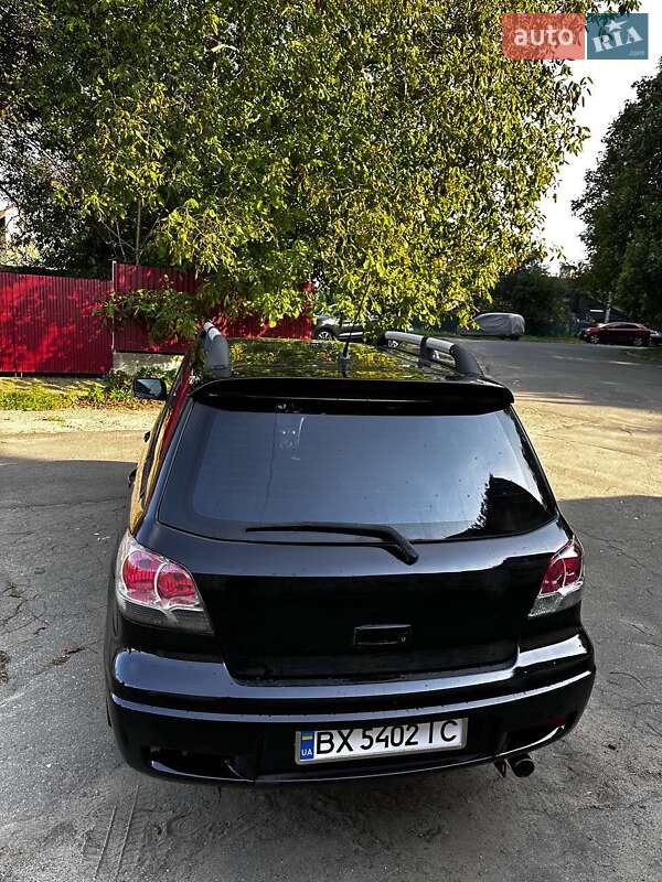 Позашляховик / Кросовер Mitsubishi Outlander 2003 в Хмельницькому