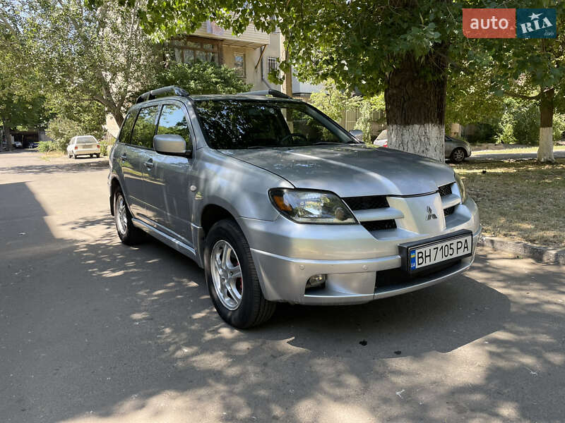 Внедорожник / Кроссовер Mitsubishi Outlander 2003 в Одессе