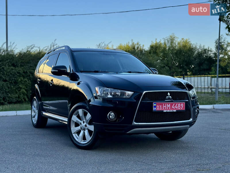 Внедорожник / Кроссовер Mitsubishi Outlander 2010 в Полтаве