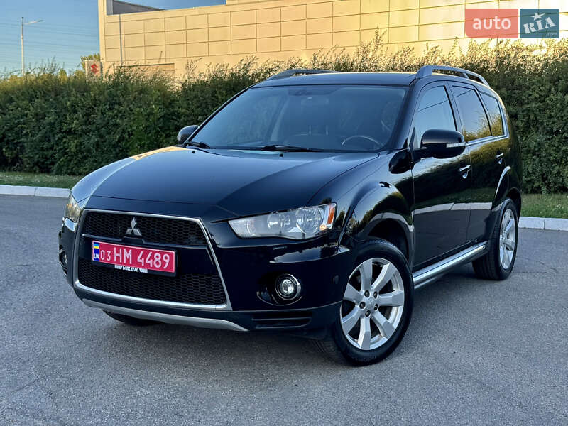 Внедорожник / Кроссовер Mitsubishi Outlander 2010 в Полтаве