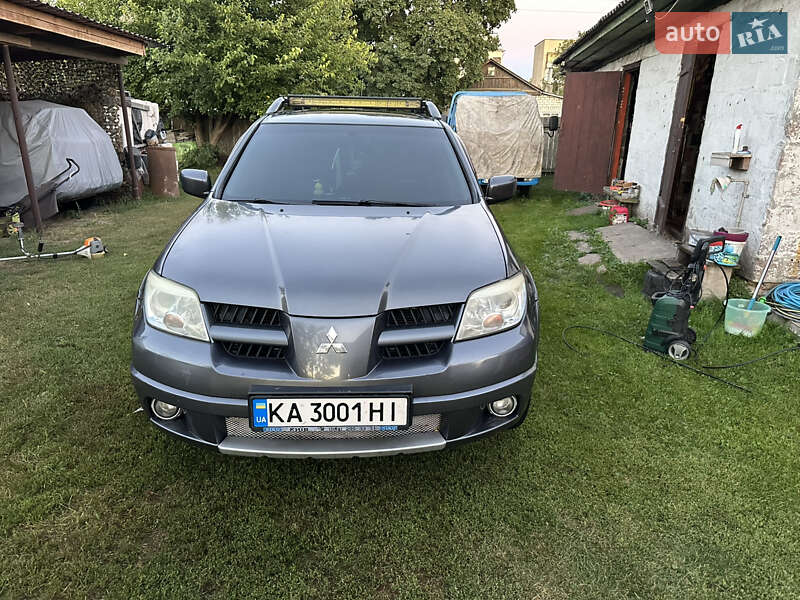Mitsubishi Outlander 2008